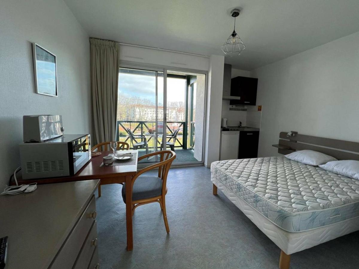 Studio Lilas A Cambo-Les-Bains : Terrasse, Parking, Proche Thermes, Internet, Animaux Acceptes - Fr-1-495-96 エクステリア 写真